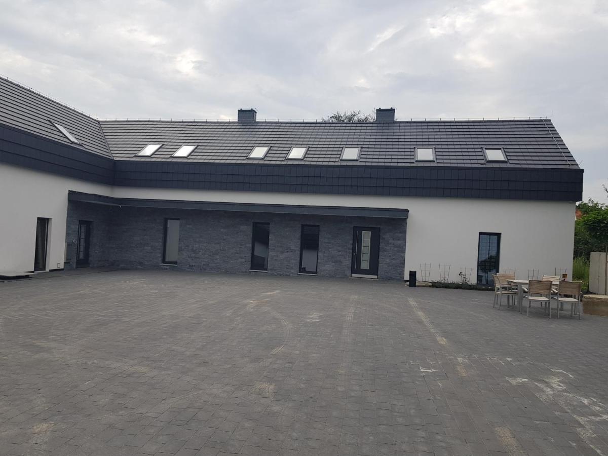 Вилла Mlynska 8 Opole-Gorki Экстерьер фото